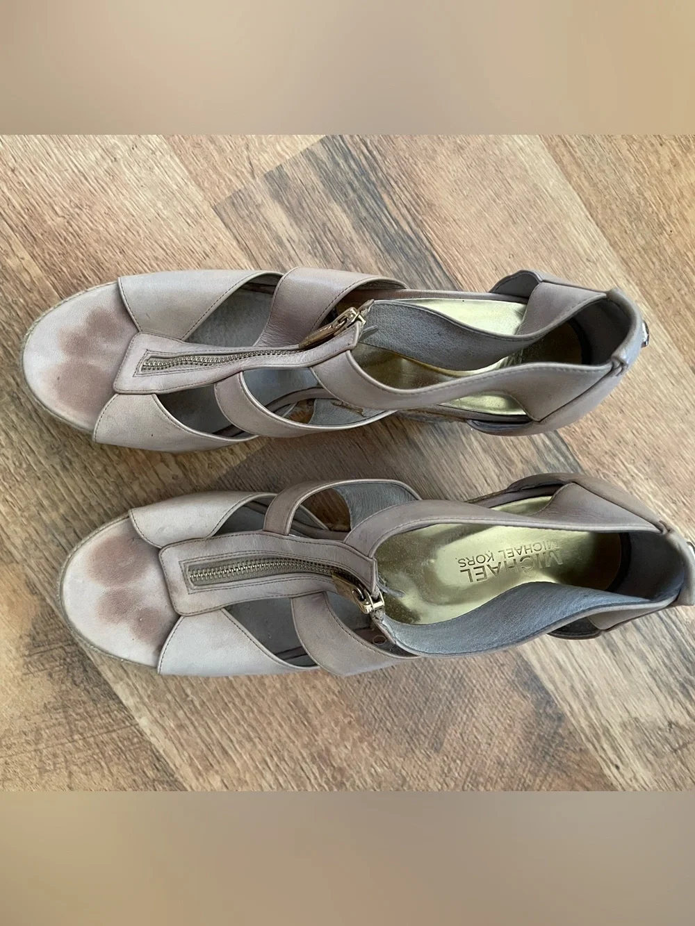 Micheal Kors Leather Wedge Espadrille Sandals in Blush Pink with Front Zip